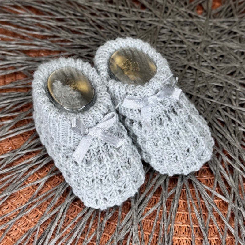 CARAPIM BEBÉ LAÇINHO CETIM CINZA